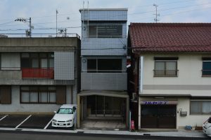 経理部ビル